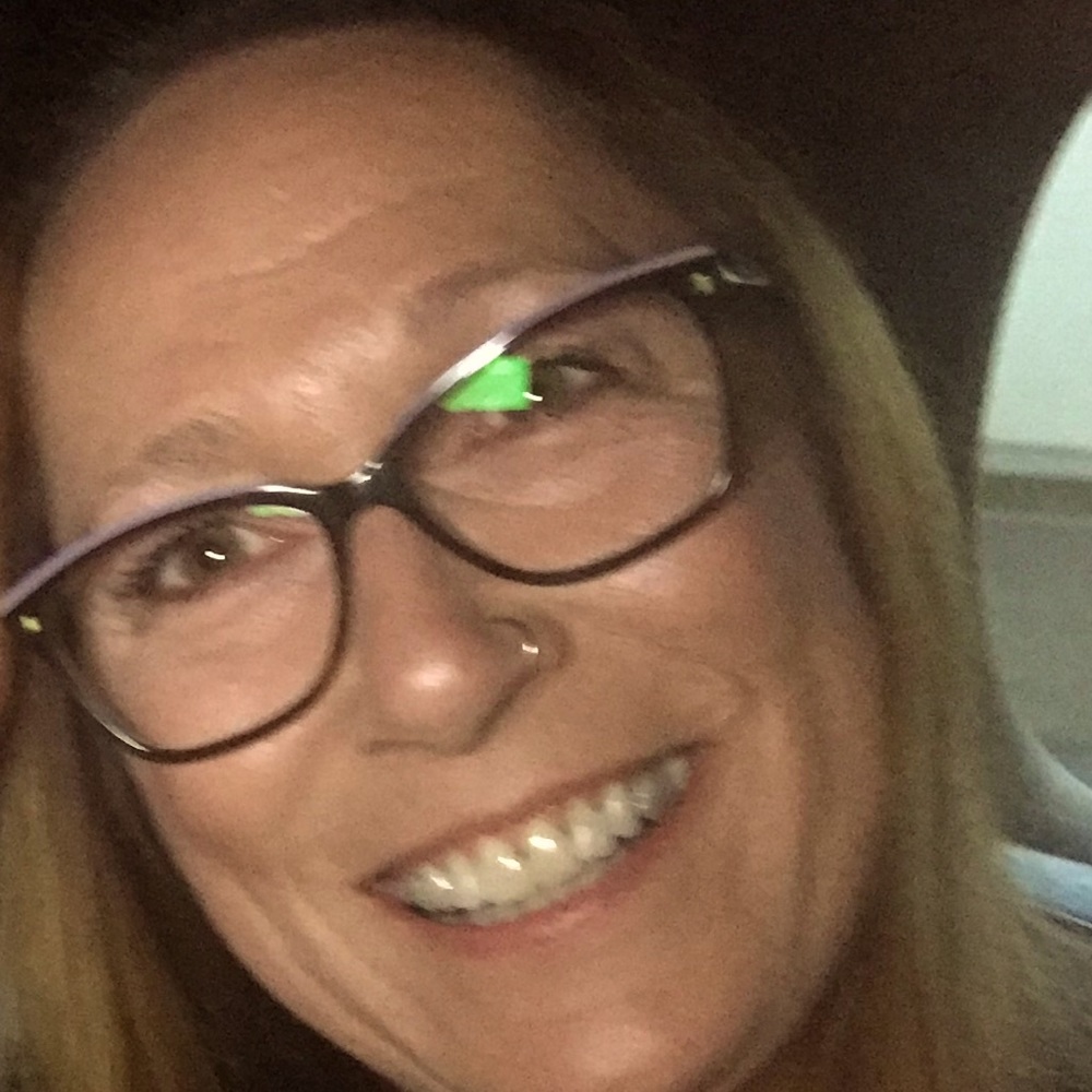 Meet your Posher, Traci